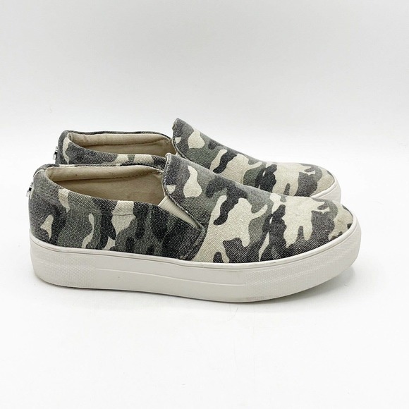Steve Madden Gills Platform Sneaker Camo Canvas Slip On Comfort - Picture 2 of 10